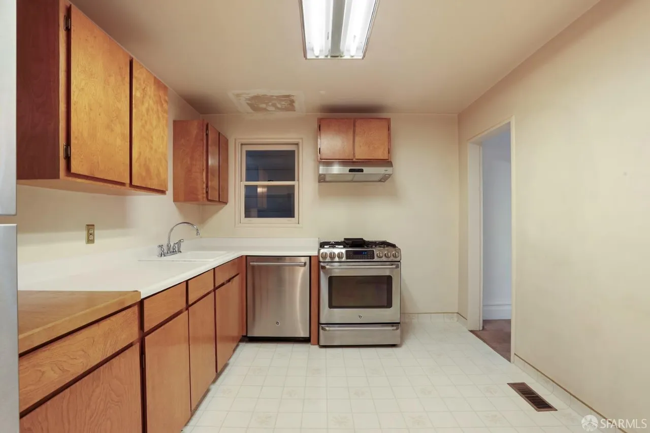 Thompsons Road House for rent