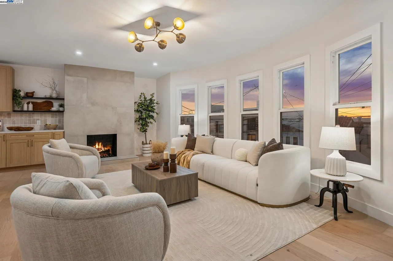 Private Estate Magnificent Views