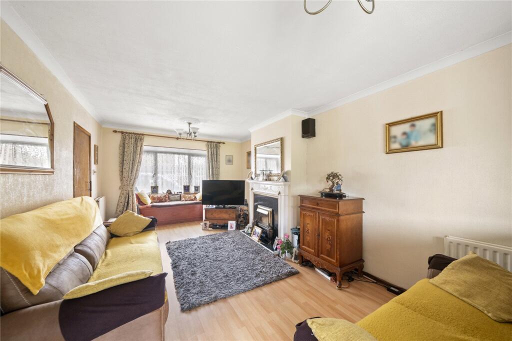 Heather Lane, Yiewsley, West Drayton, UB7