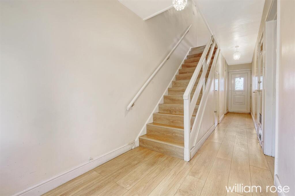 Ford End, Woodford Green