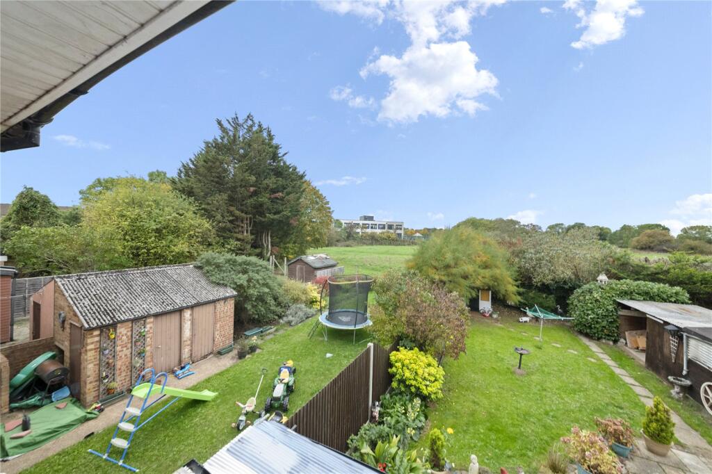 Heather Lane, Yiewsley, West Drayton, UB7